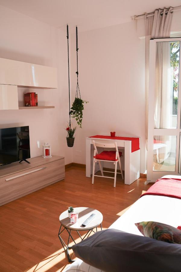 Samarate10 Min From The Airport-Wifi-Free Parking公寓 外观 照片